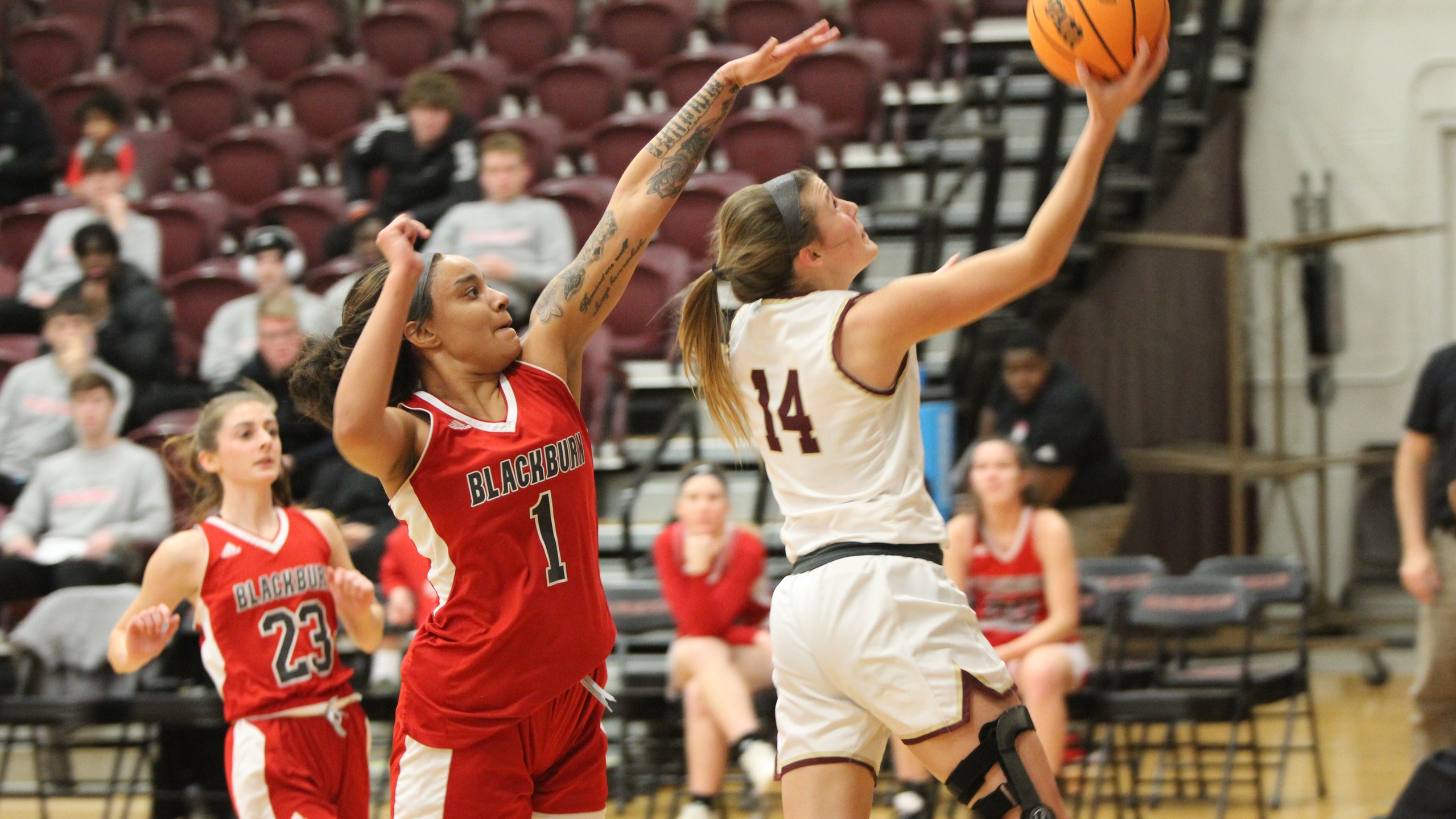 Red Devils Complete Sweep of Beavers, 81-46